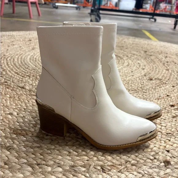 Dirty Laundry Cream Heeled Boots with Gold Accents - Picture 9 of 10